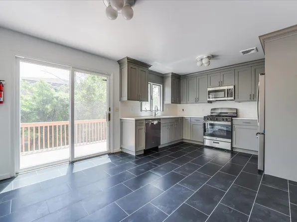 230A Roff Ave #A, Palisades Park, NJ 07650