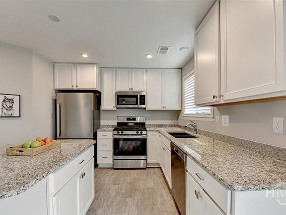 5th image of 213 Port Way