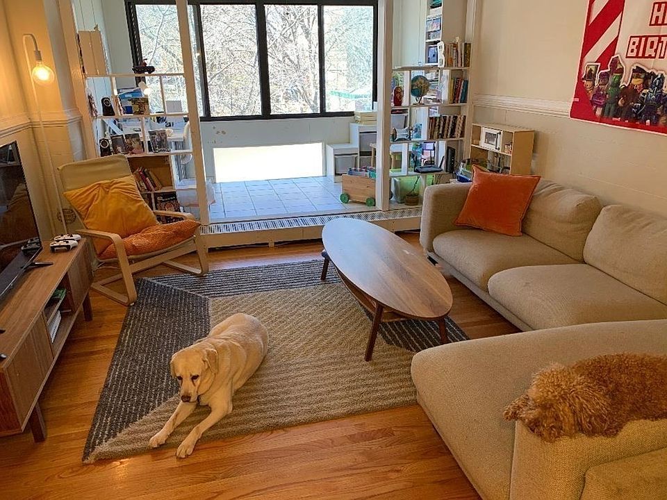 2nd image of 38 Juniper St #1113