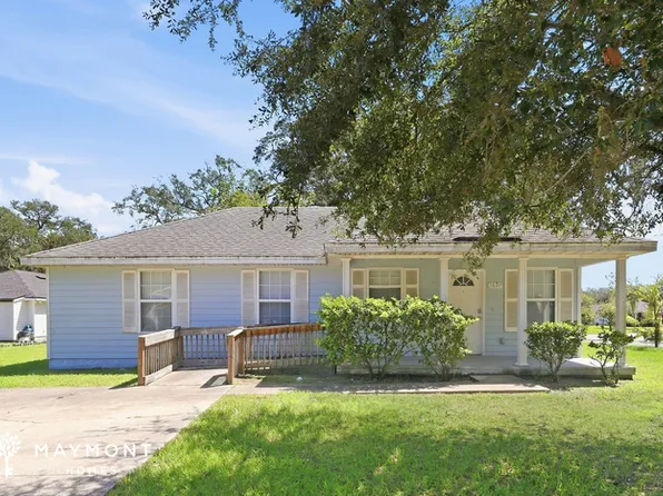 3697 Wood Creek Ln, Jacksonville, FL 32206