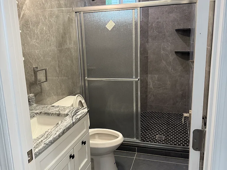 71 E Van Ness Ave #1 — Photo 7