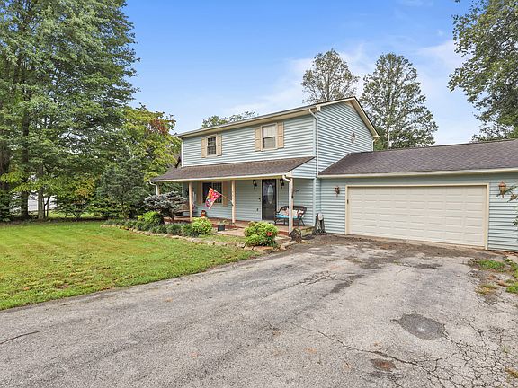 2nd image of 322 Spring Cut Cir