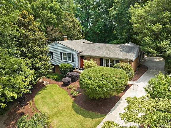 2nd image of 4116 Spruce Dr