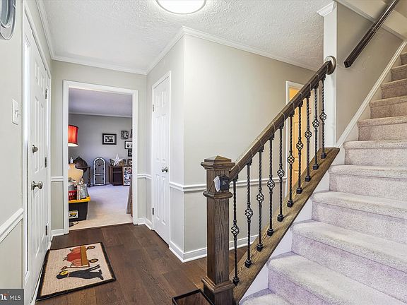 2nd image of 16099 Deer Park Dr