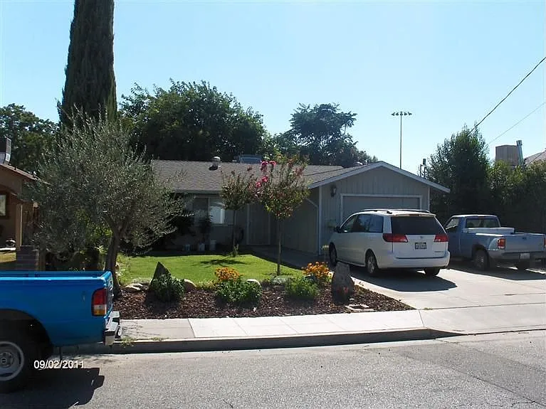 345 N 15th St photo 1