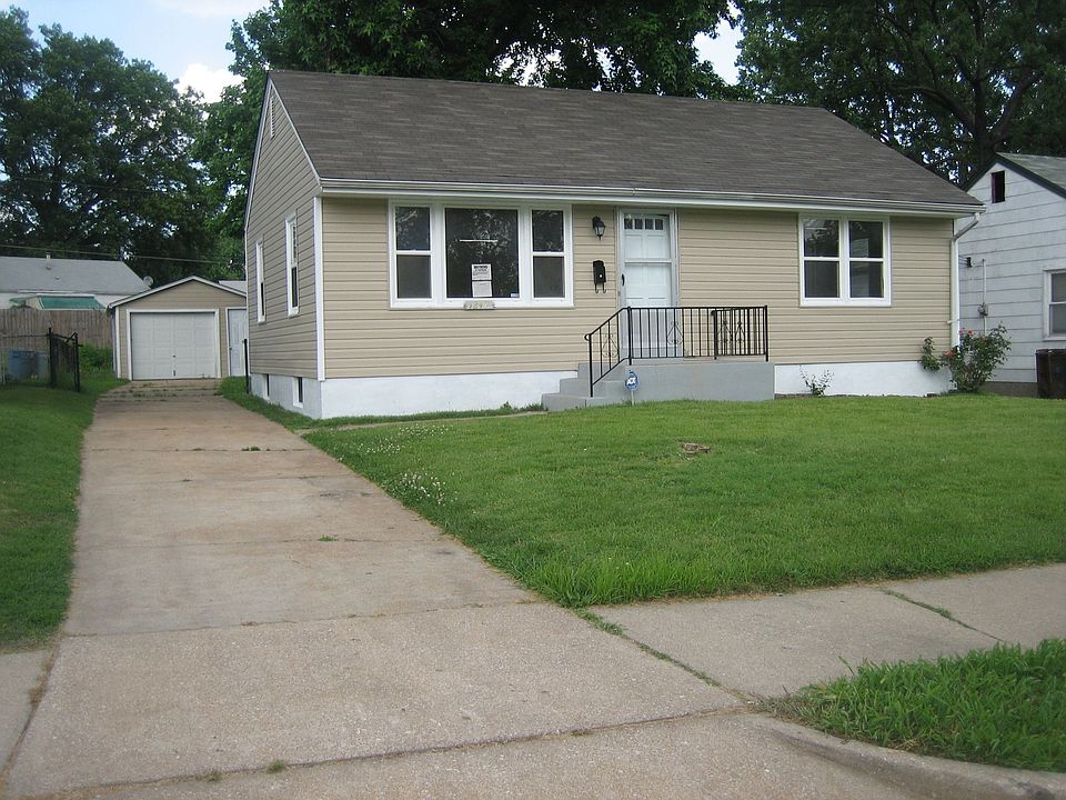 1st image of 1247 Baden Ave