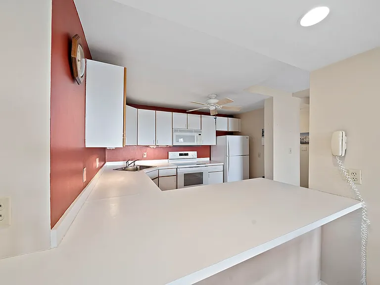 155 George Washington Blvd #306 — Photo 8