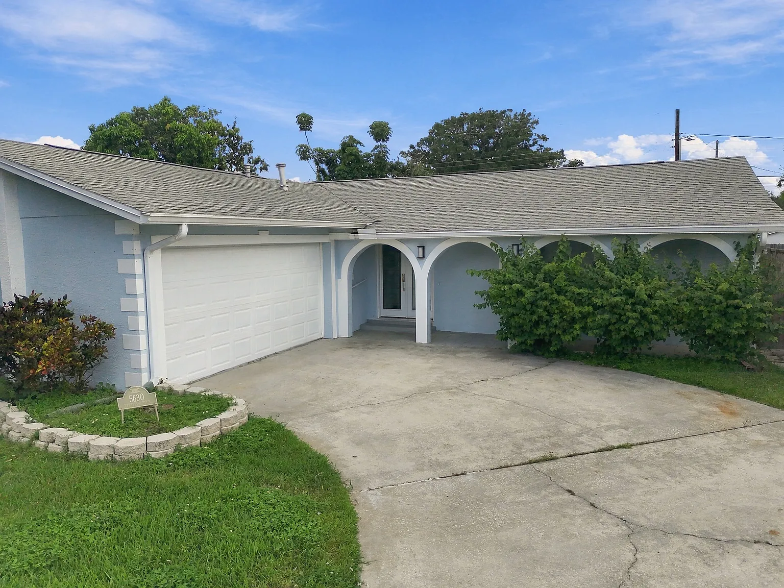 3 bed, 1422 sqft, $3,500 — Photo 2