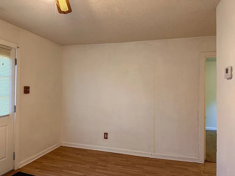 37B Evans Ln — Photo 3