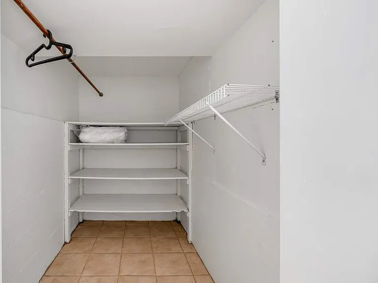 2075 E 44th Ave — Photo 11