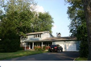 47 Rockleigh Dr, Ewing, NJ 08628