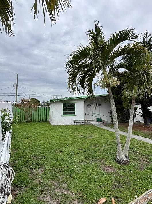 1st image of 11410 SW 44th St