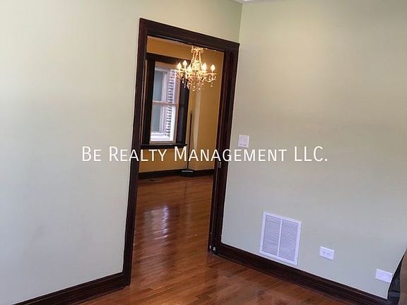 5th image of 6939 S Washtenaw Ave #1R