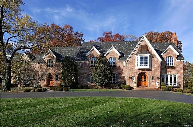 1st image of 28 Twin Springs Ln