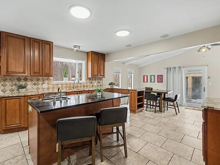 4289 Pinetree Ln — Photo 14