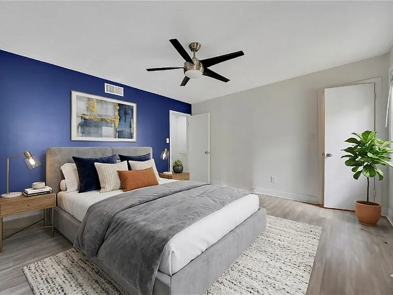 635 Anderson Walk — Photo 20