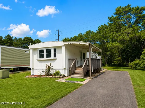 199 Mockingbird Way, Whiting, NJ 08759