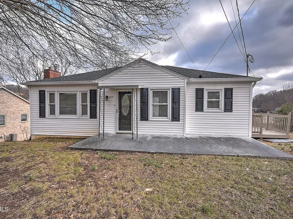 213 Hill Dr, Bristol, VA 24201