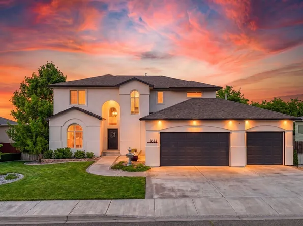 1614 W 51st Ave, Kennewick, WA 99337