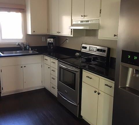 4th image of 115 Seal Rock Ct
