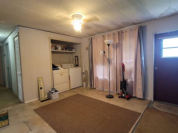 4th image of 2869 Holster Way
