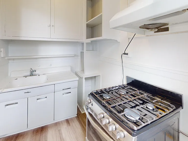 685 Geary Street — Photo 23