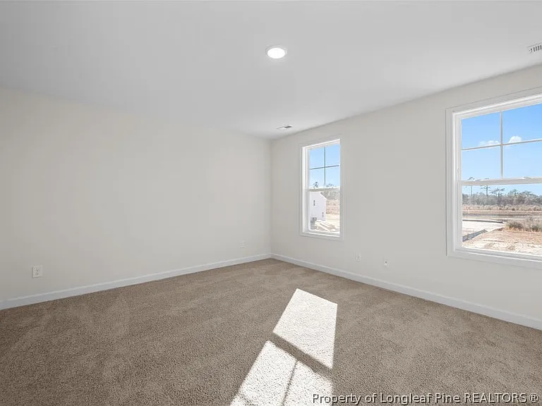 544 Ashley Heights Dr — Photo 13
