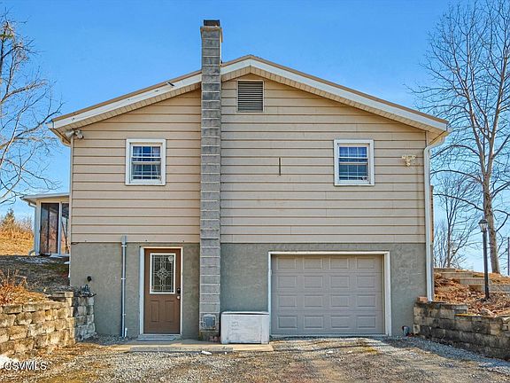 3rd image of 1045 Showers Rd