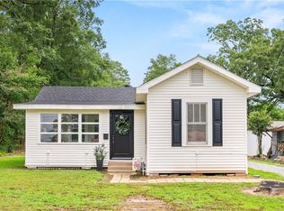 204 Claiborne St, Pineville, LA 71360
