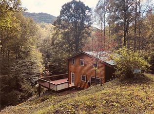 101 Laurel Ridge Dr, Spruce Pine, NC 28777