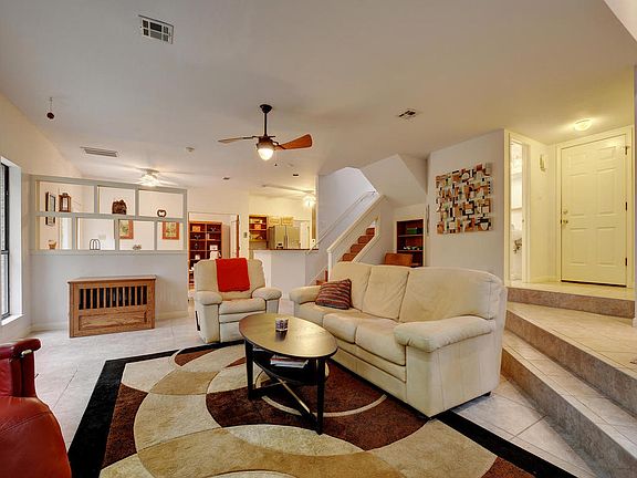 5th image of 10657 Floral Park Dr