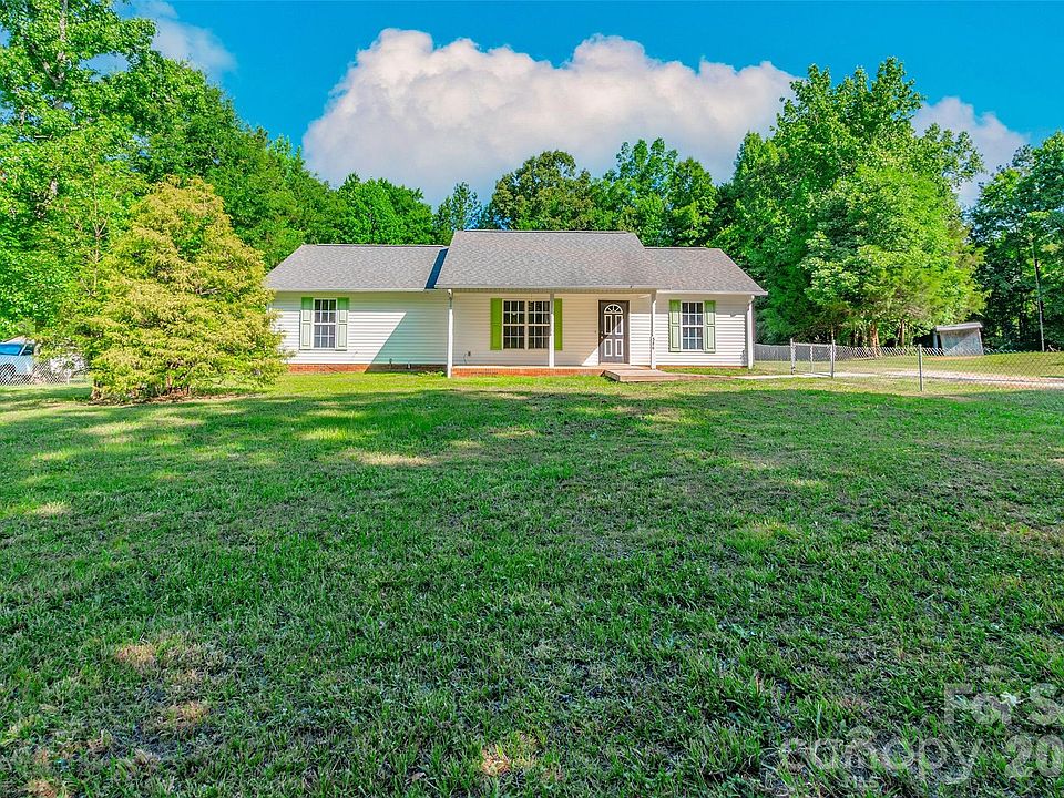 1st image of 386 Sutton Spring Rd