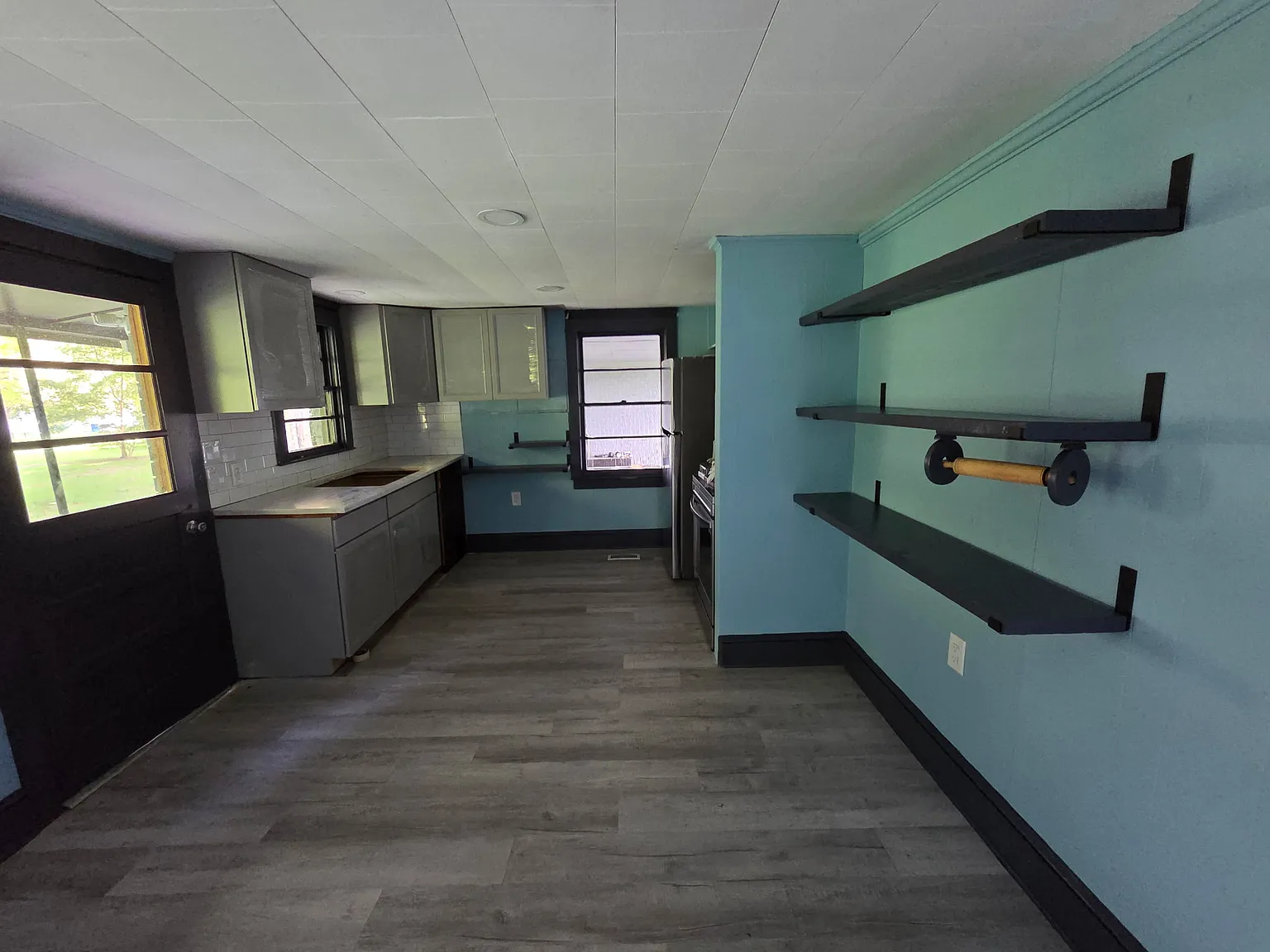 3 bed, 1100 sqft, $1,450 — Photo 3