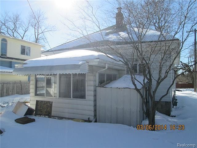 2nd image of 1918 12th St