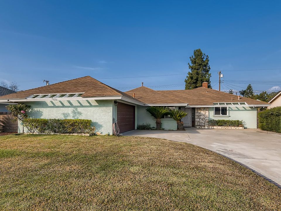 1st image of 746 W La Deney Dr
