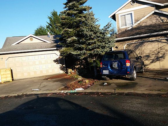 3rd image of 2817 175th Pl NE