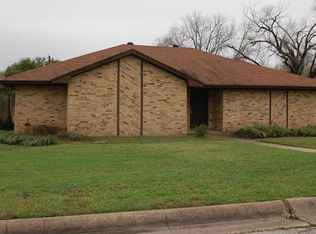 1600 High Ridge Rd, Benbrook, TX 76126