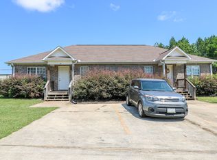 109 Walkers Crossing Rd, Pell City, AL 35128