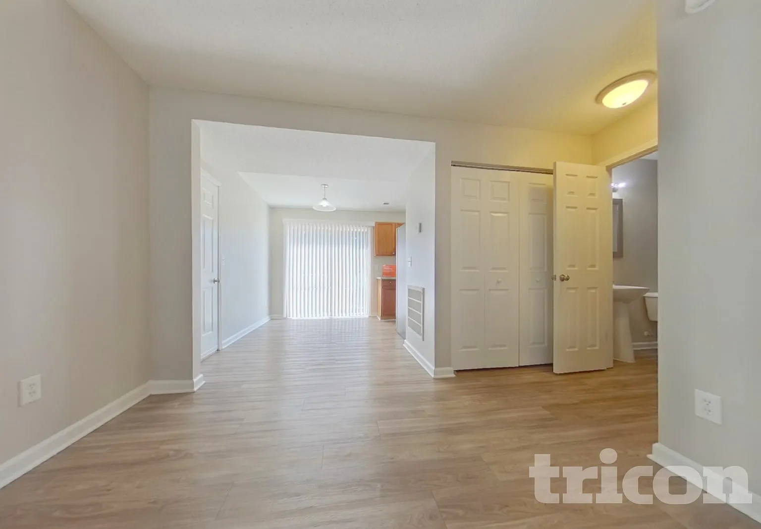 521 Halleck Lane Columbia SC — Photo 2