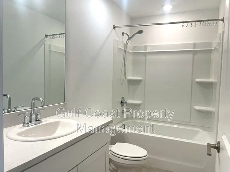 5730 Archipelago St — Photo 21