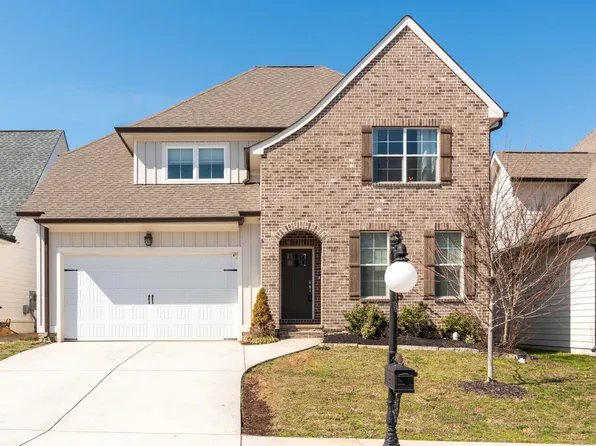 5017 Waterstone Dr, Chattanooga, TN 37416