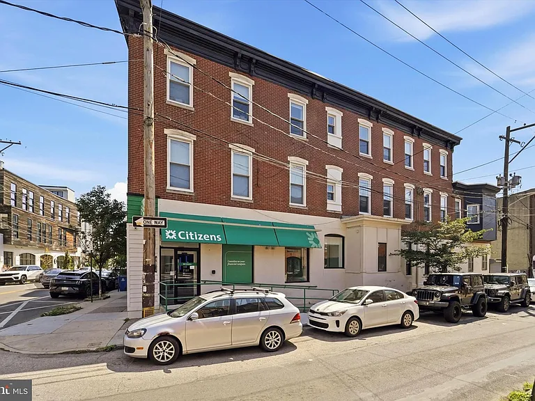 1546 Frankford Ave #2-C — Photo 2