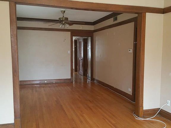 4th image of 3314 N Hamlin Ave #2