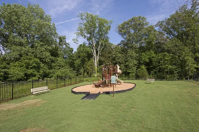 6413 Hickory Bell Dr — Photo 31