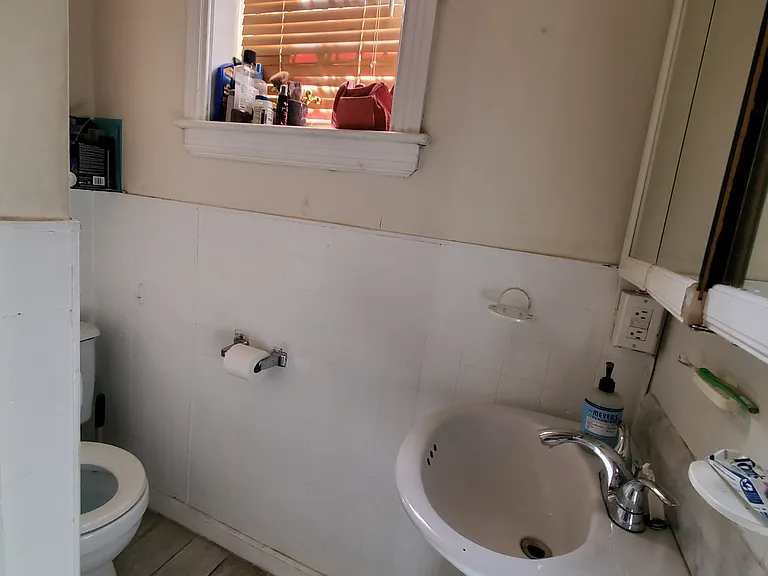 4222 Spruce St #1R — Photo 6
