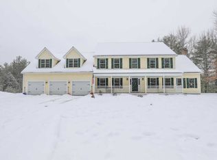 2 Deer Hollow Dr, Amherst, NH 03031