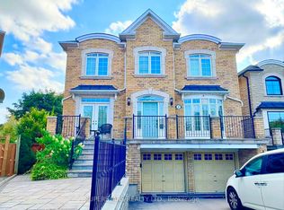 11 Green Meadows Cir #BASEMENT, Toronto, ON M2J 5G6