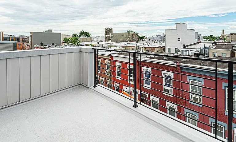 2137 Cross St — Photo 17