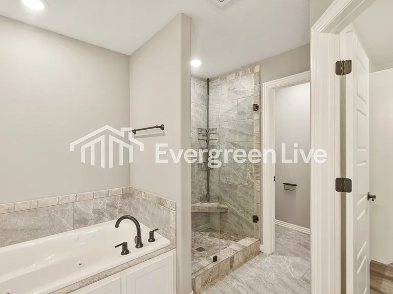 4346 W Barhem Dr — Photo 9