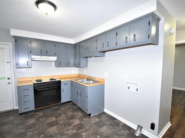 79 W Fork Dr, Clarksville, TN 37042